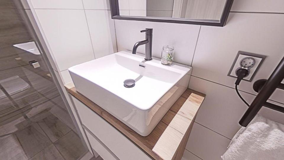 Meszes Apartman كالوكسا المظهر الخارجي الصورة