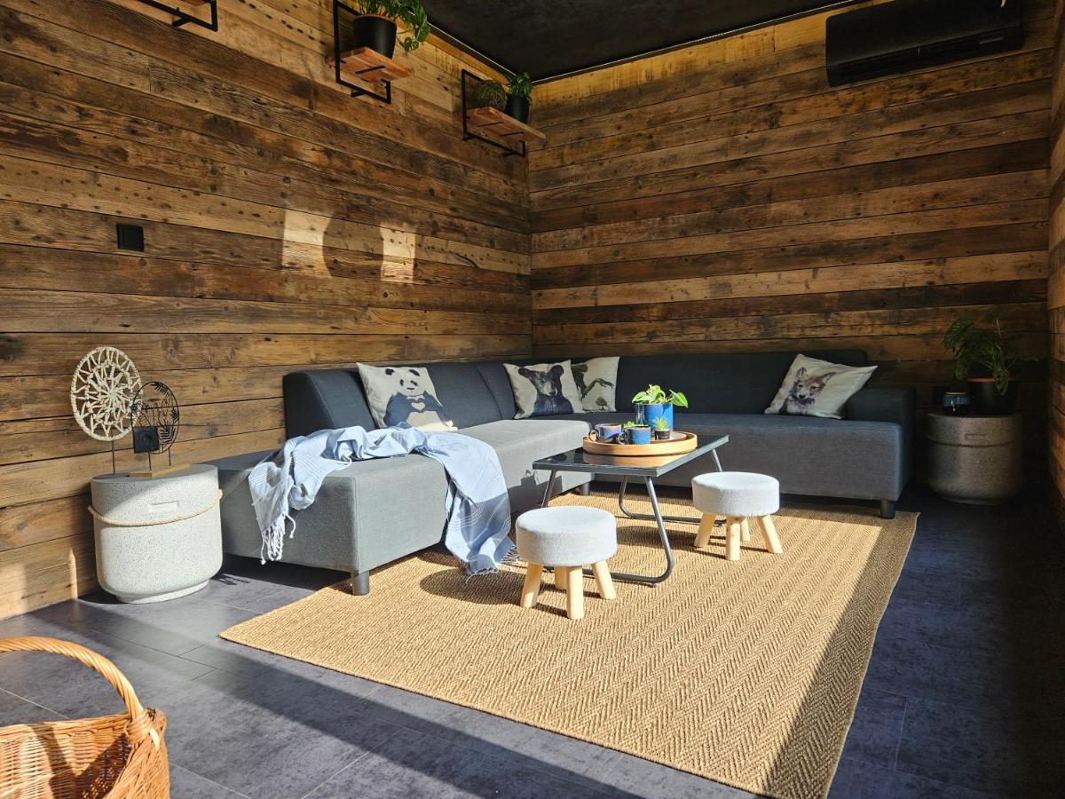 Meszes Apartman كالوكسا المظهر الخارجي الصورة